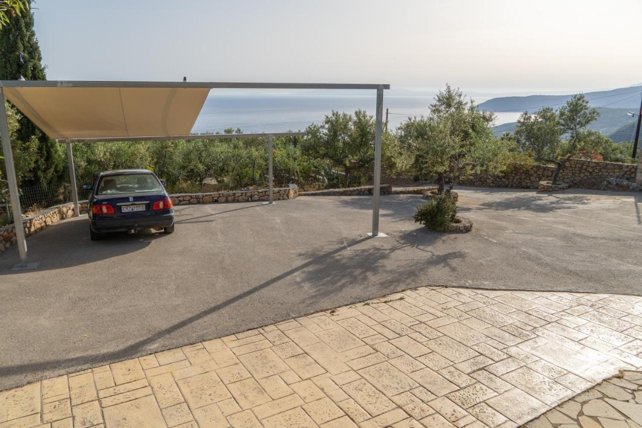 Trisilio Apartamento Kardamyli Exterior foto