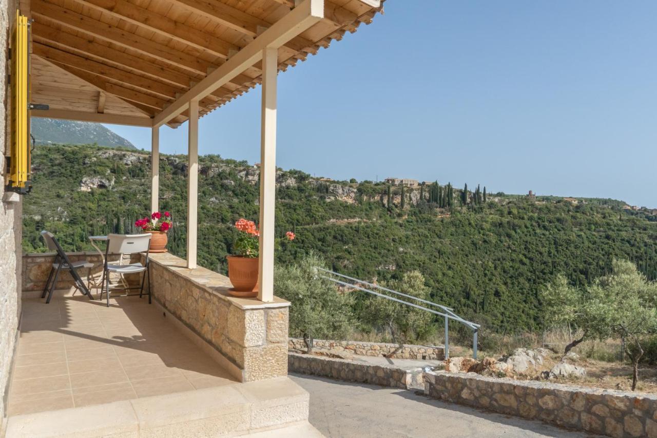 Trisilio Apartamento Kardamyli Exterior foto
